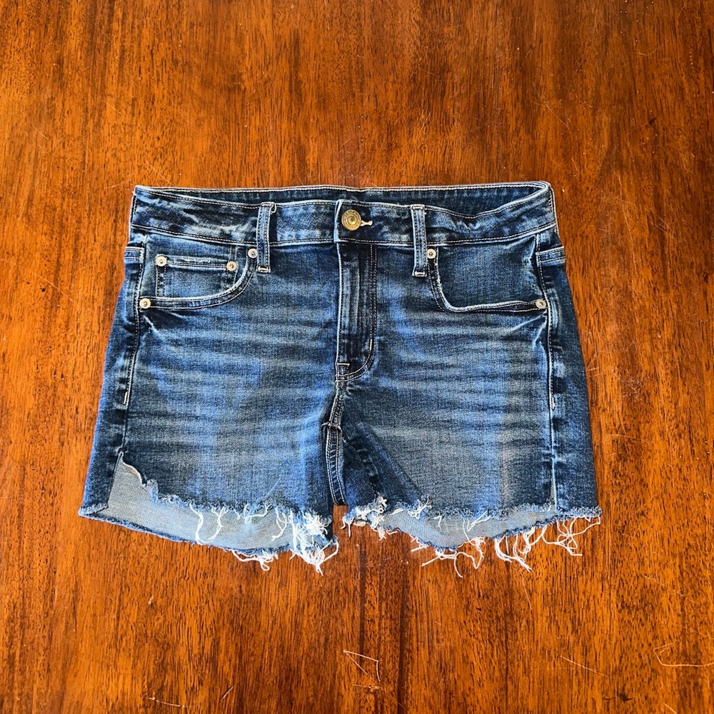 american eagle shorts